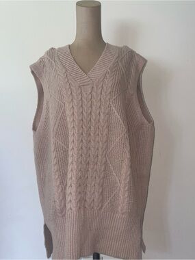 SIMPLE Women's Cable Knit V-Neck Sleeveless Top -soft -stretchy